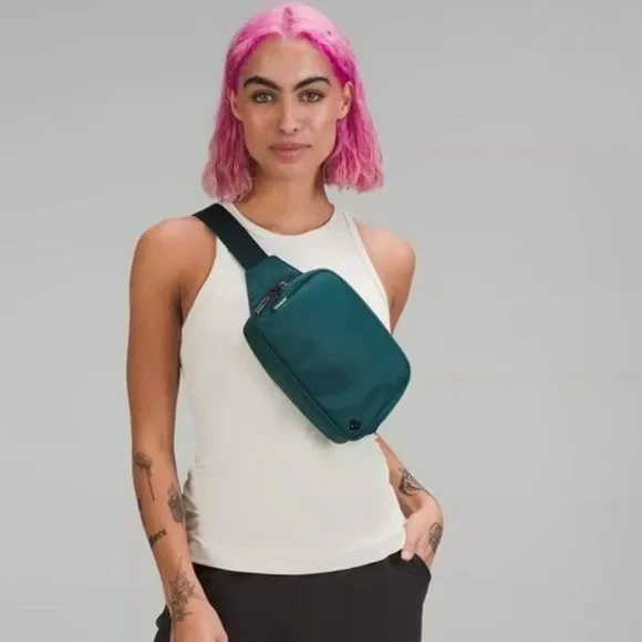 Lululemon Large Everywhere Belt Bag Green Jasper Nwt - Picture 2 of 7